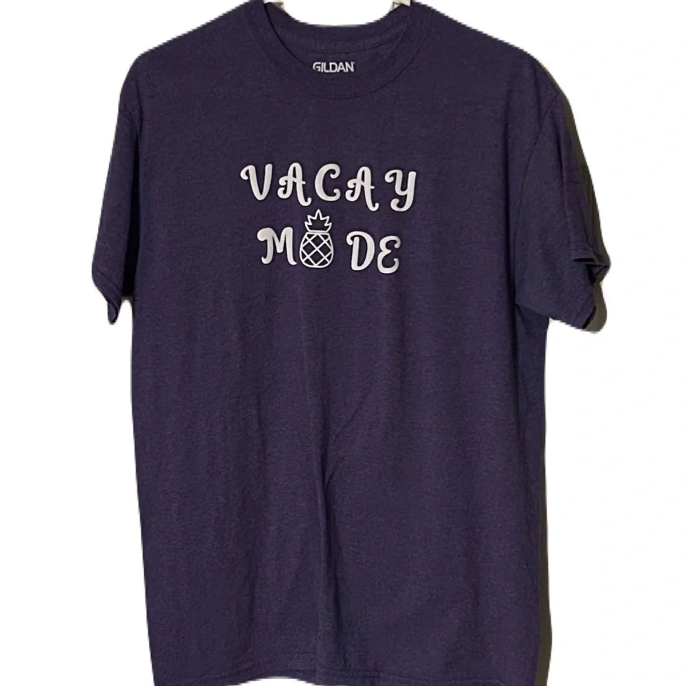 Purple 'Vacay‎ Mode' T-Shirt